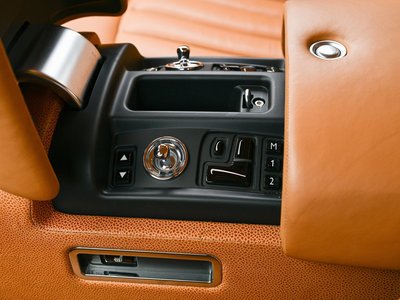 صورة 18 لـ 2017 ROLLS-ROYCE PHANTOM