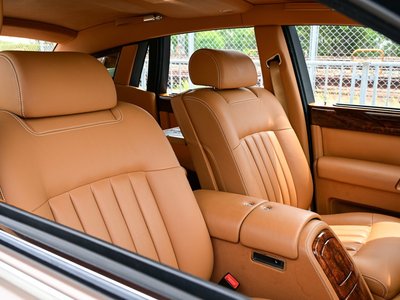 صورة 8 لـ 2017 ROLLS-ROYCE PHANTOM