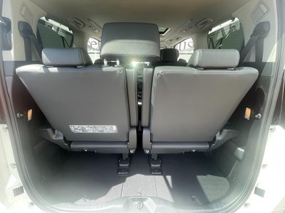 صورة 113 لـ 2023 Toyota ALPHARD