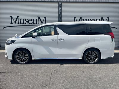 صورة 29 لـ 2023 Toyota ALPHARD