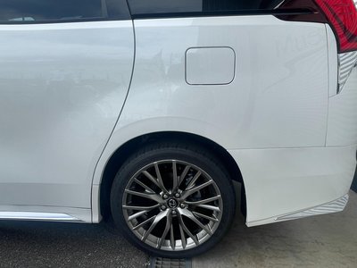 صورة 68 لـ 2023 Toyota ALPHARD