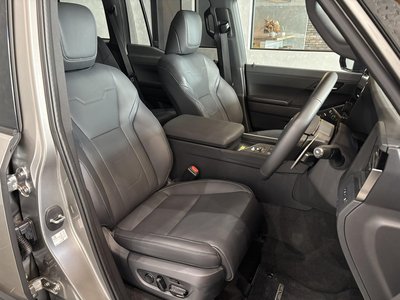 2025 Lexus GX — фото 37