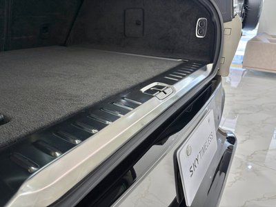 2022 Aston Martin DBX 缩略图 49
