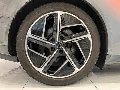 2023 AUDI E-TRON GT QUATTRO thumbnail 39