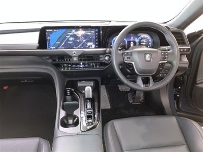 صورة 16 لـ 2025 Toyota CROWN ESTATE