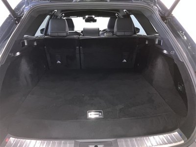 صورة 13 لـ 2025 Toyota CROWN ESTATE