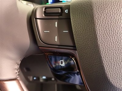 صورة 20 لـ 2026 Toyota ALPHARD