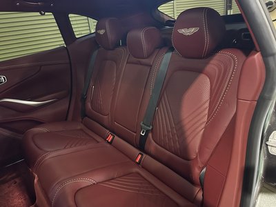 صورة مصغرة 42 لـ 2021 Aston Martin DBX