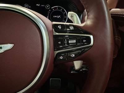 صورة مصغرة 16 لـ 2021 Aston Martin DBX