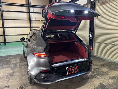 صورة مصغرة 51 لـ 2021 Aston Martin DBX