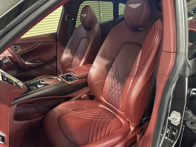 صورة مصغرة 41 لـ 2021 Aston Martin DBX