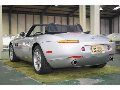 2003 BMW Z8 — миниатюра 28