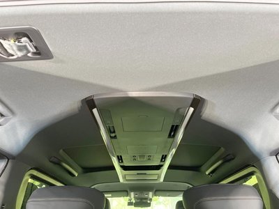 صورة 43 لـ 2024 Toyota ALPHARD