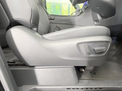 صورة 63 لـ 2024 Toyota ALPHARD
