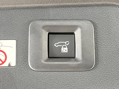 صورة 44 لـ 2024 Toyota ALPHARD