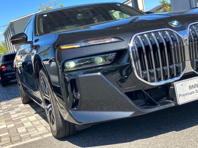 2025 BMW 7 SERIES — фото 12