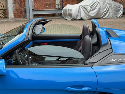 2023 Porsche 718 SPYDER thumbnail 61
