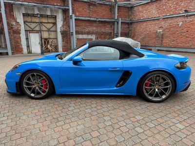 2023 Porsche 718 SPYDER photo 12