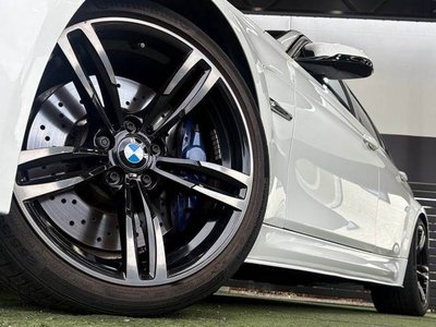 2016 BMW M3 SEDAN thumbnail 19