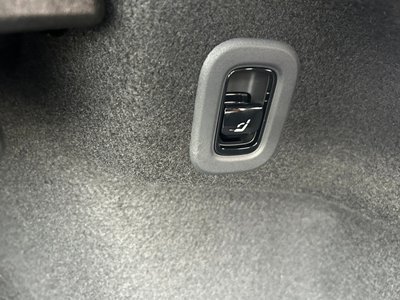 2025 Mercedes-BENZ CLE — миниатюра 21
