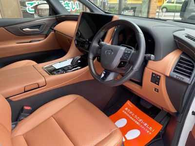 2025 Toyota VELLFIRE photo 2