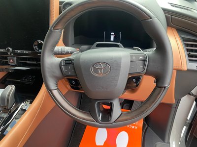 2025 Toyota VELLFIRE photo 3