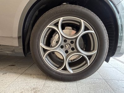 صورة 43 لـ 2025 ALFA Romeo STELVIO