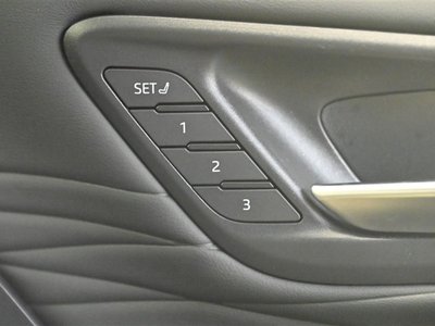 2024 Toyota ALPHARD — фото 25