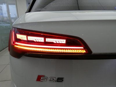 2021 AUDI SQ5 — миниатюра 37