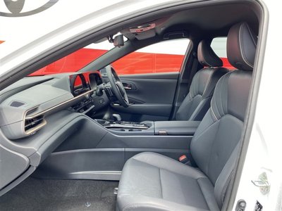صورة 7 لـ 2025 Toyota CROWN ESTATE