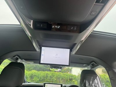 صورة 19 لـ 2026 Toyota ALPHARD