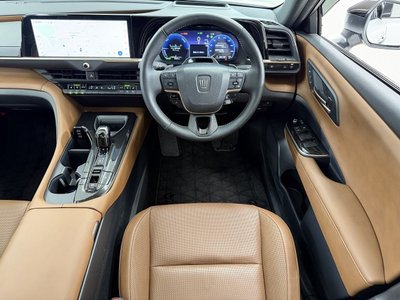 2025 Toyota CROWN ESTATE thumbnail 29
