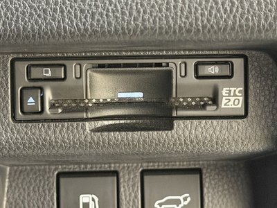 2025 Toyota CROWN ESTATE thumbnail 45