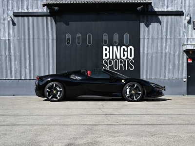 صورة 2 لـ 2022 Ferrari SF90 SPIDER