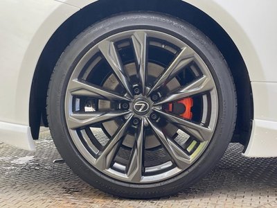 صورة 25 لـ 2023 Lexus RC