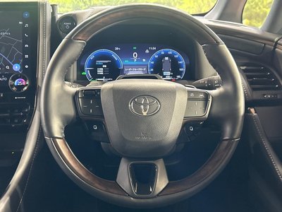 2024 Toyota VELLFIRE photo 12