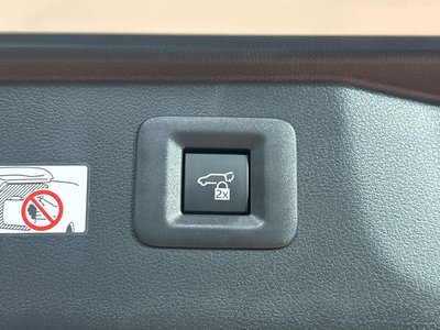 2024 Toyota VELLFIRE thumbnail 32