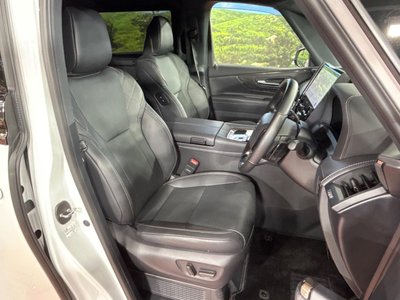 2024 Toyota VELLFIRE photo 8