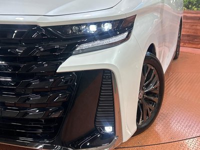 2024 Toyota VELLFIRE photo 13