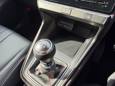 صورة 32 لـ 2024 Lexus LBX