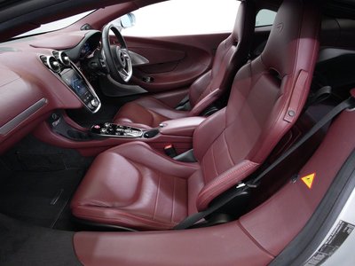 2020 Mclaren GT 照片 23