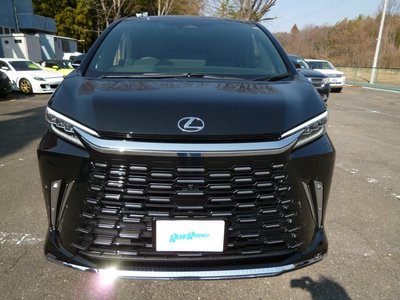 صورة مصغرة 9 لـ 2024 Lexus LM