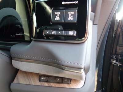 صورة مصغرة 42 لـ 2024 Lexus LM