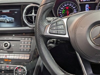 2017 Mercedes-BENZ SL thumbnail 40