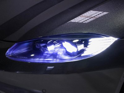 صورة 15 لـ 2021 Aston Martin VANTAGE