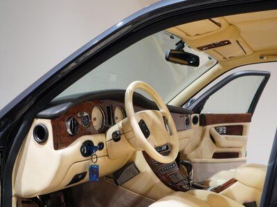 صورة 19 لـ 1999 Bentley ARNAGE