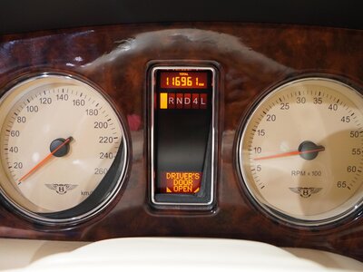 صورة 23 لـ 1999 Bentley ARNAGE