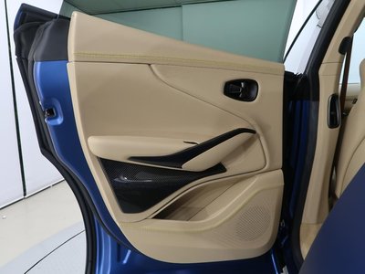 صورة مصغرة 29 لـ 2023 Aston Martin DBX