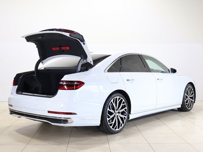 2022 AUDI A8 photo 11