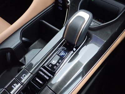 2024 Toyota CROWN SPORT — миниатюра 24